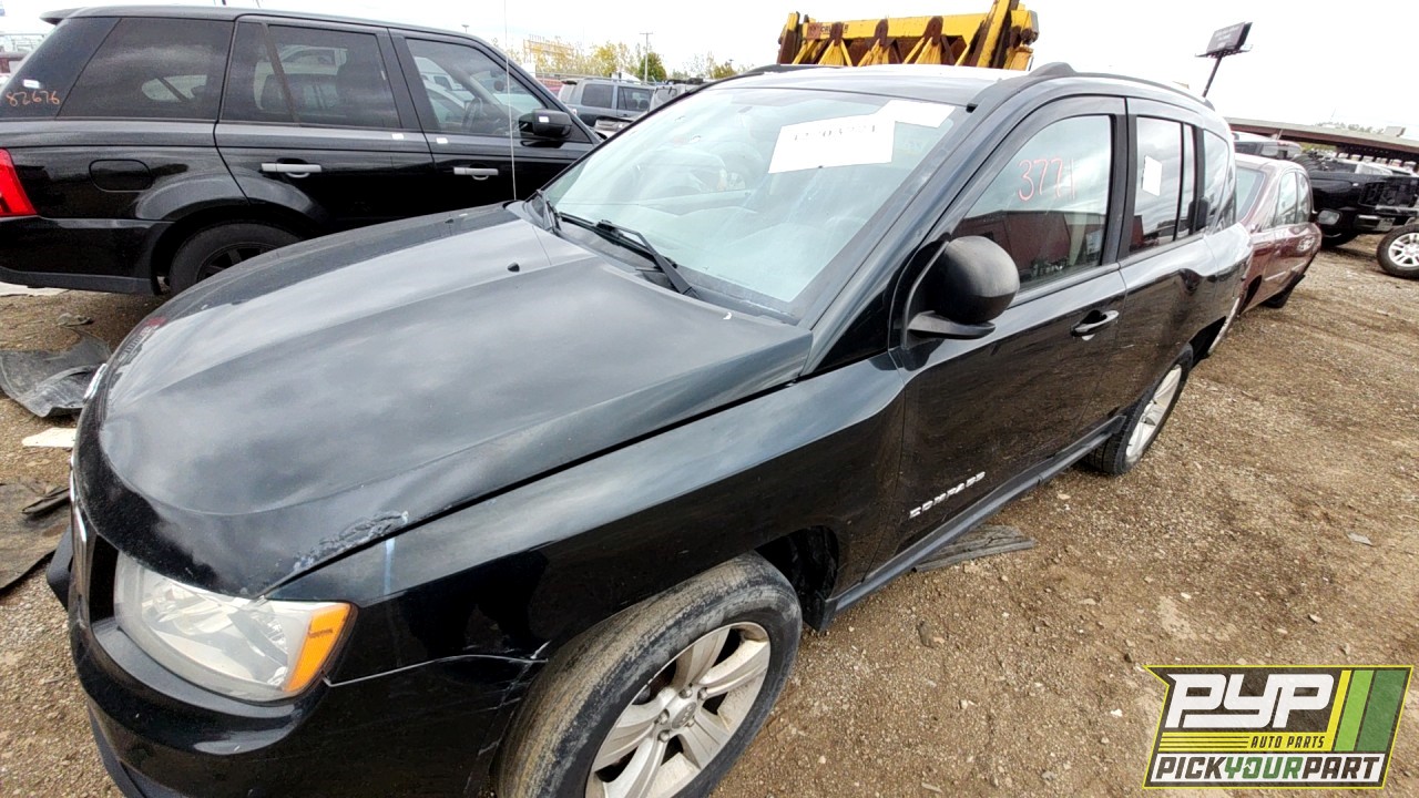 2013 JEEP COMPASS partes disponibles