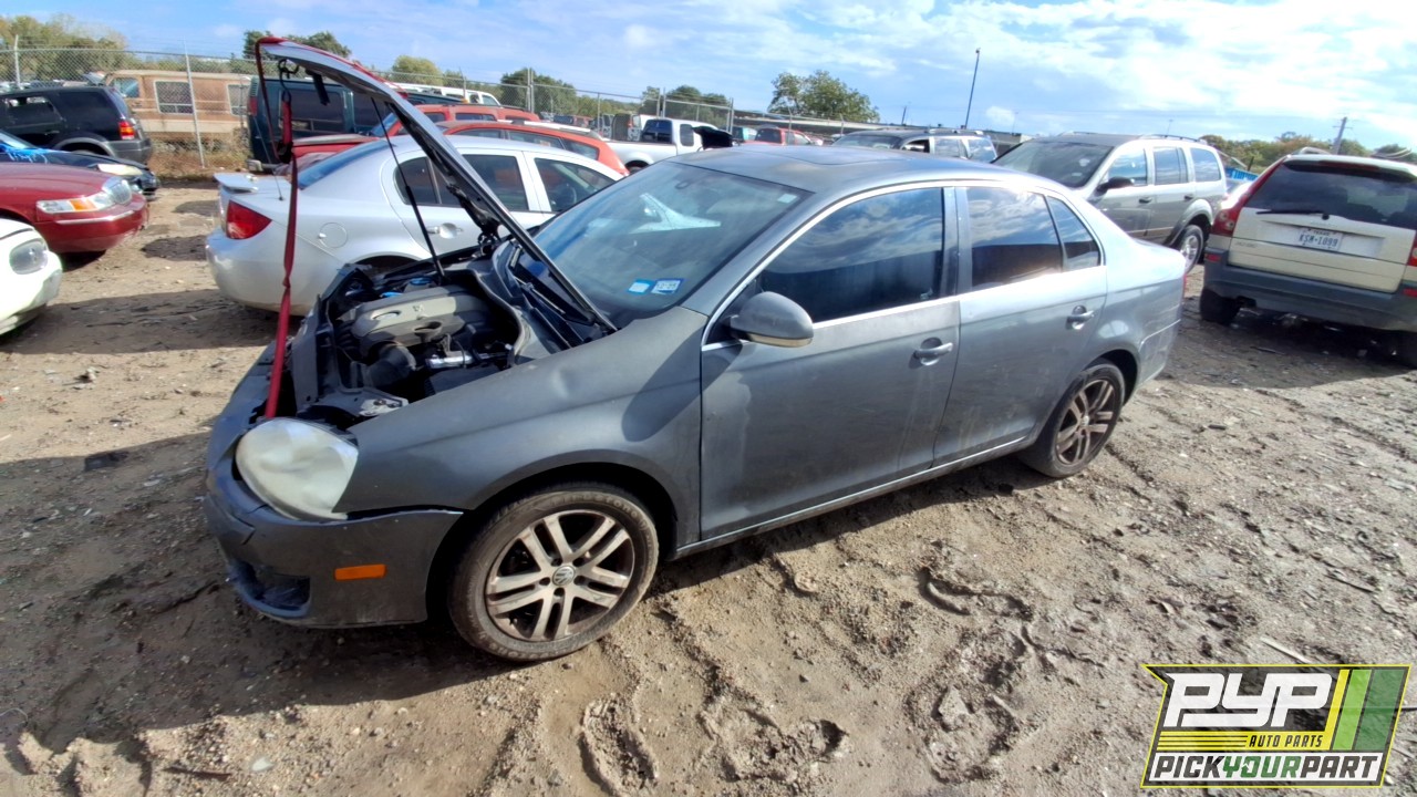 2005 VOLKSWAGEN JETTA partes disponibles