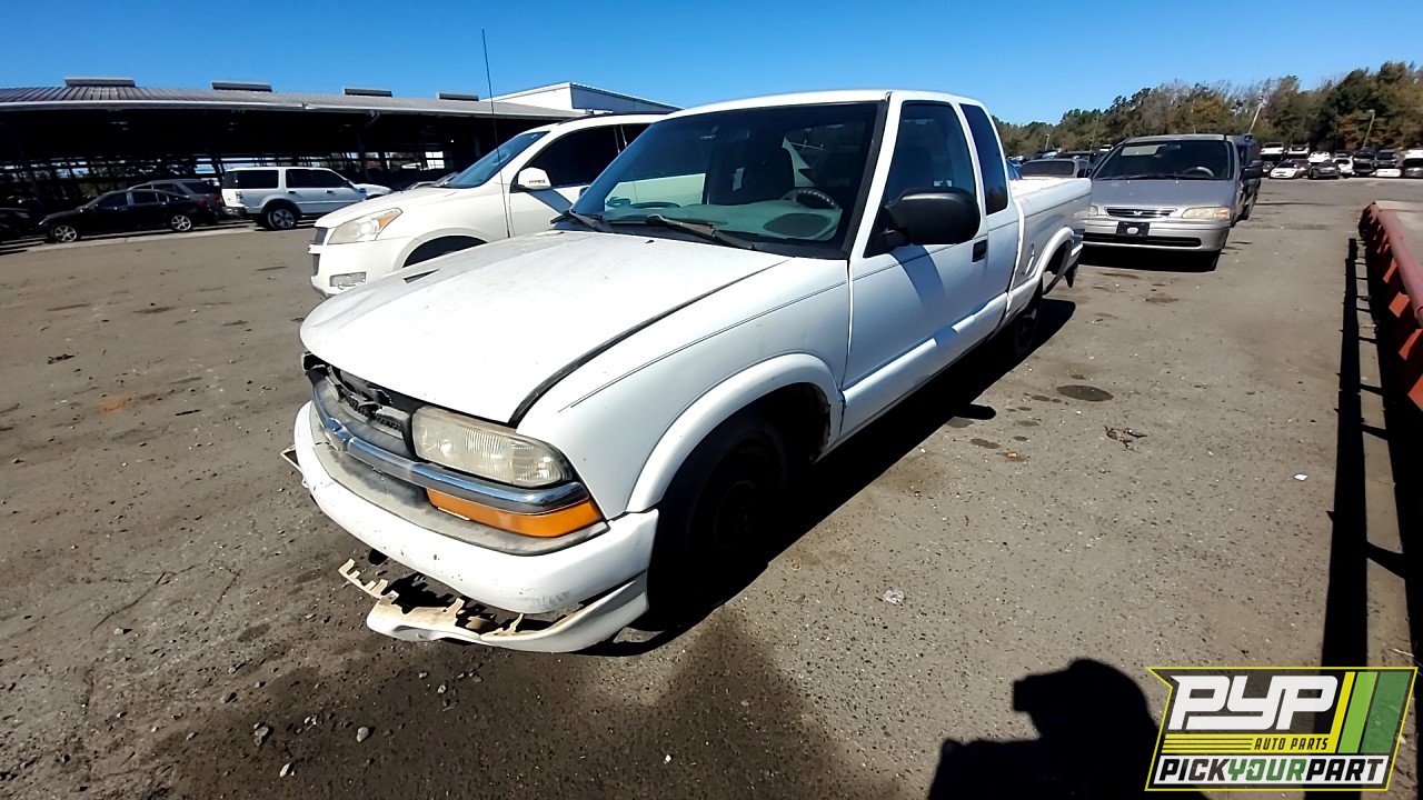 2000 CHEVROLET S10 available for parts