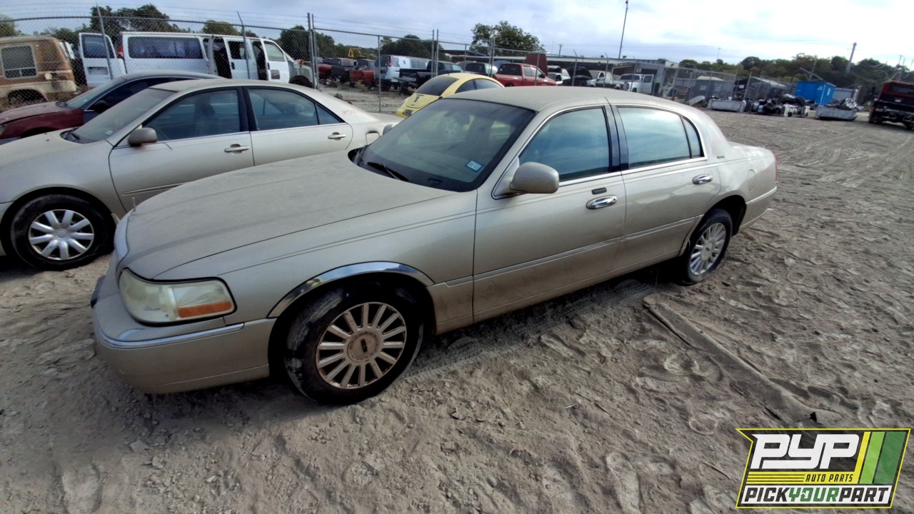 2005 LINCOLN TOWN CAR partes disponibles