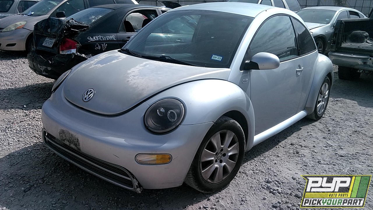 2003 VOLKSWAGEN BEETLE partes disponibles