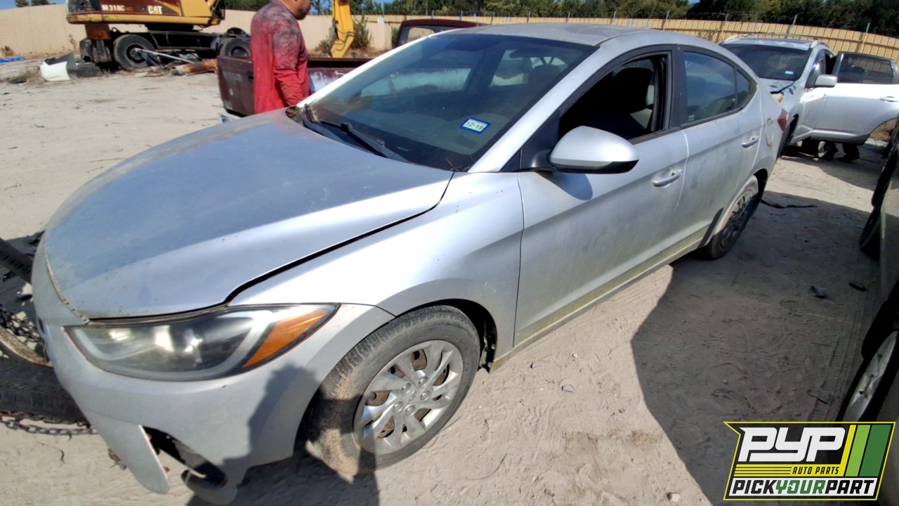 2017 HYUNDAI ELANTRA partes disponibles