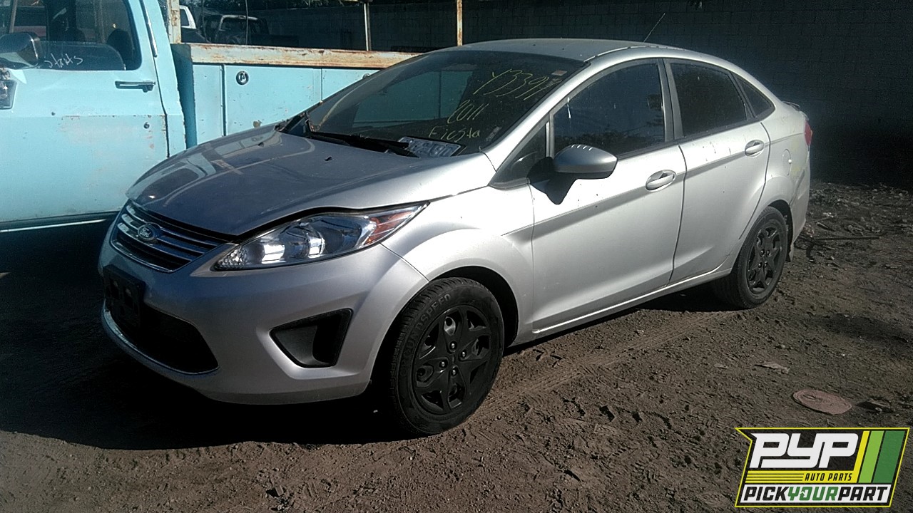 2011 FORD FIESTA partes disponibles