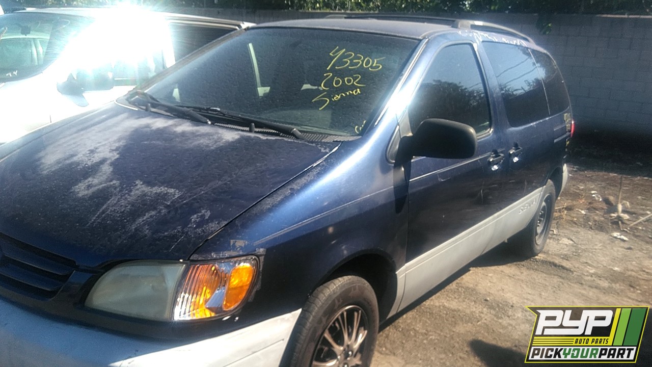 2002 TOYOTA SIENNA available for parts