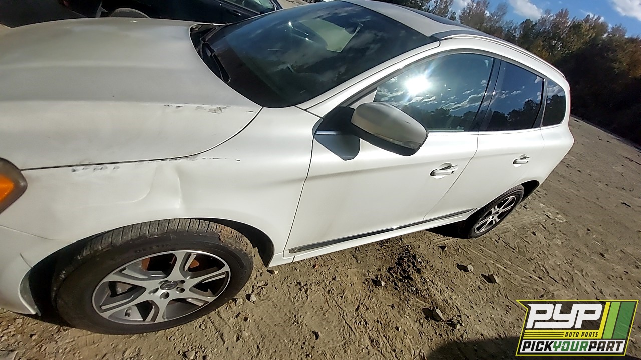 2015 VOLVO XC60 partes disponibles