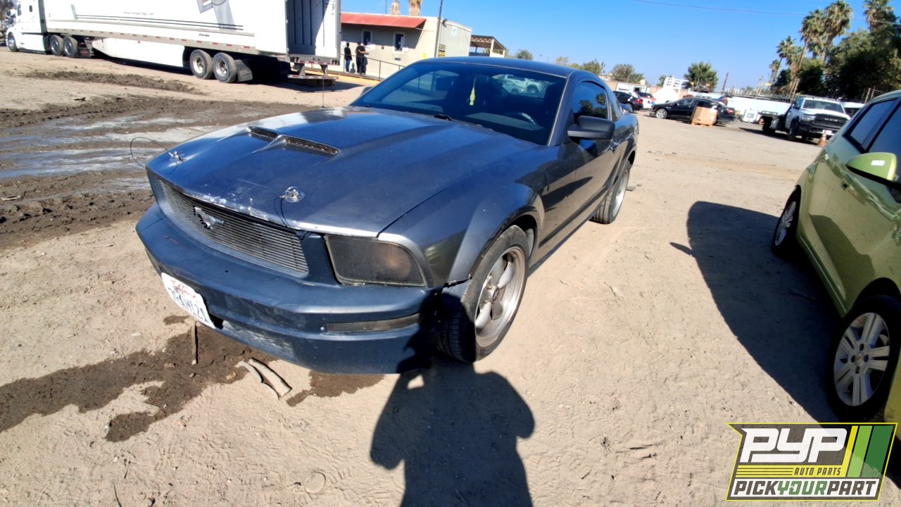 2005 FORD MUSTANG partes disponibles
