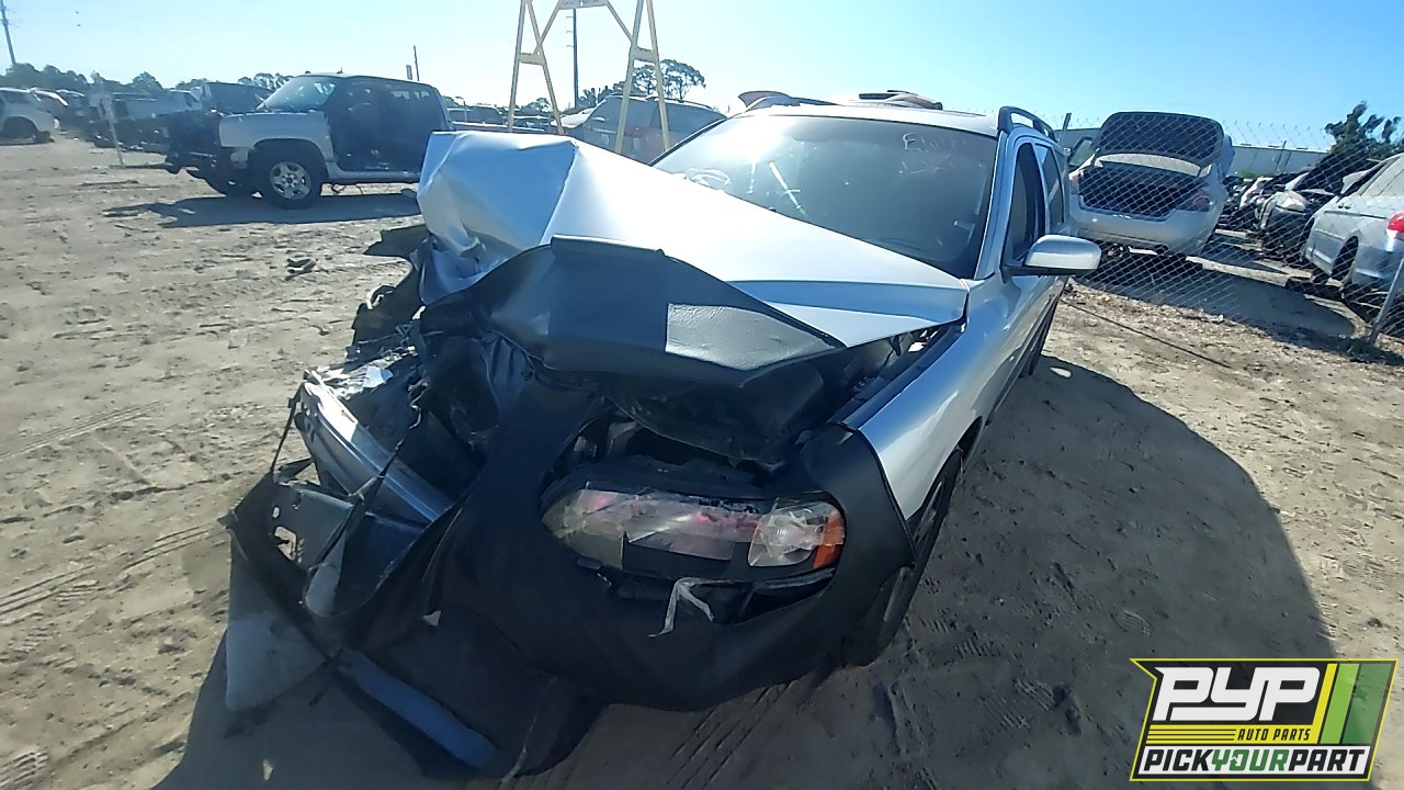 2004 VOLVO V70 available for parts