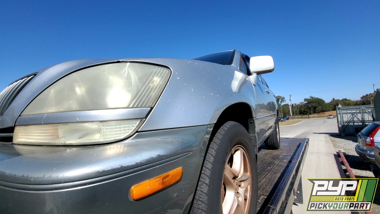 2000 LEXUS RX300 available for parts