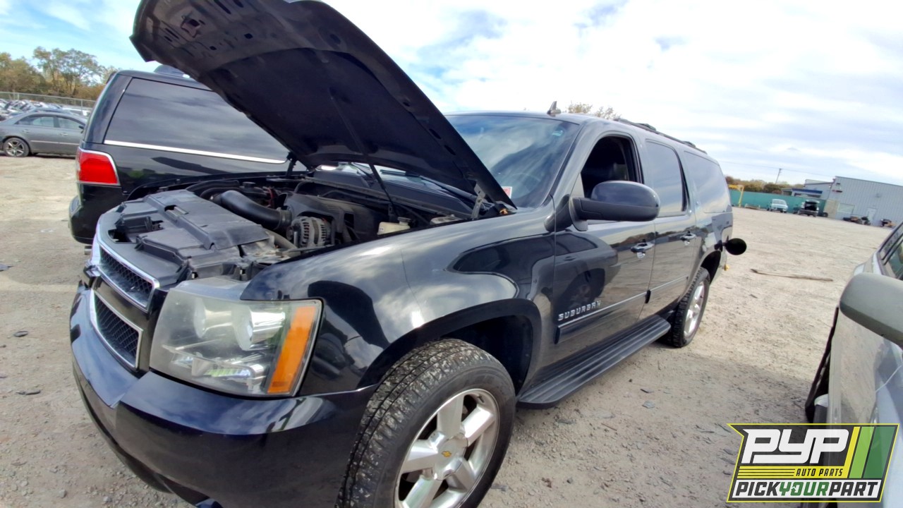 2010 CHEVROLET SUBURBAN 1500 partes disponibles