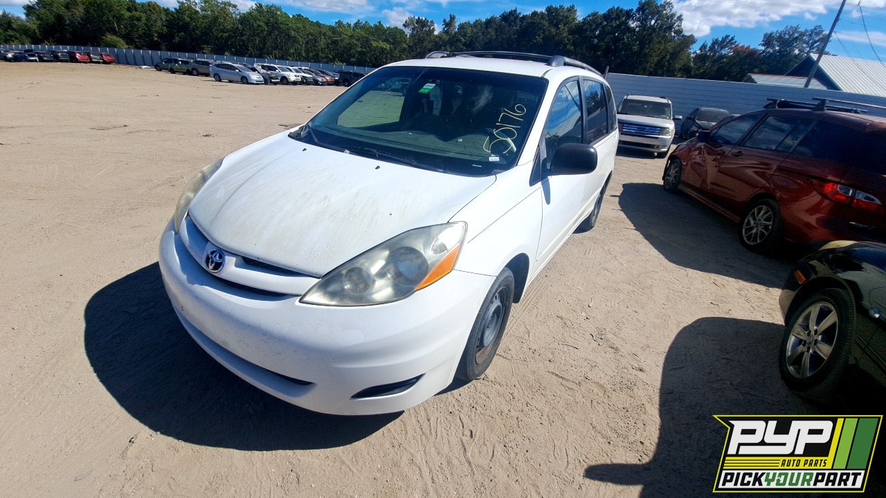 2008 TOYOTA SIENNA available for parts