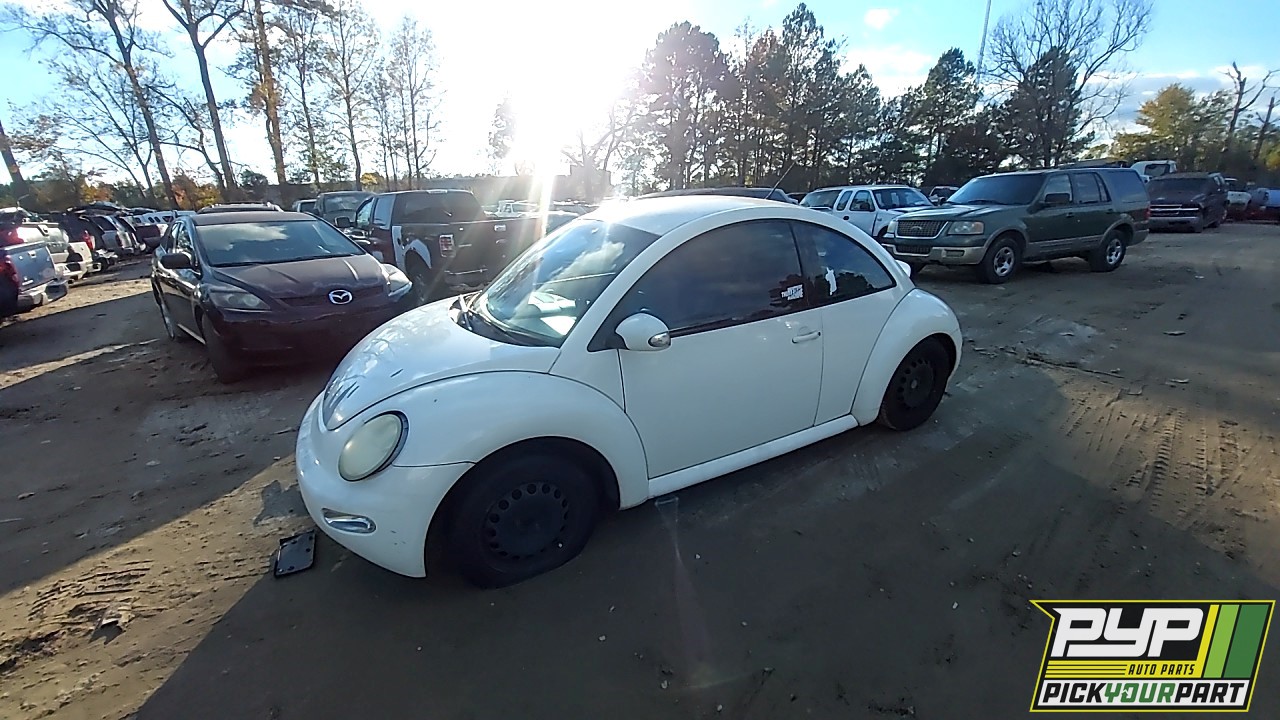 2003 VOLKSWAGEN BEETLE partes disponibles