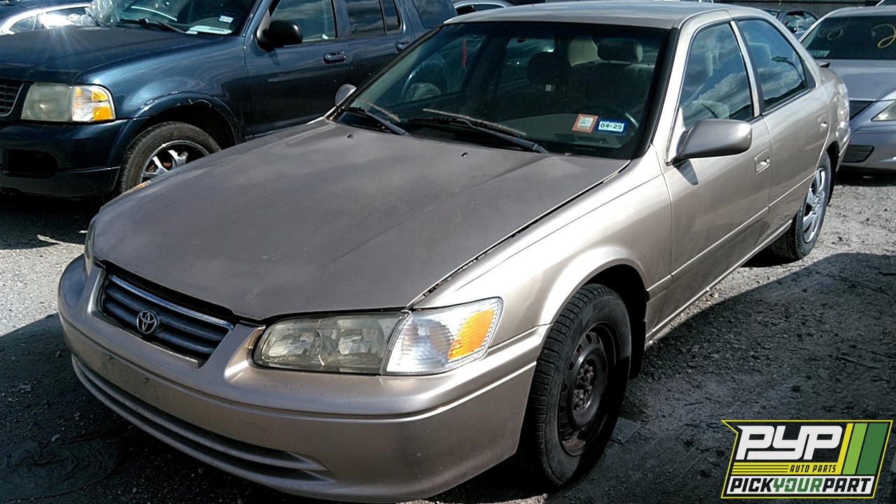 2001 TOYOTA CAMRY partes disponibles