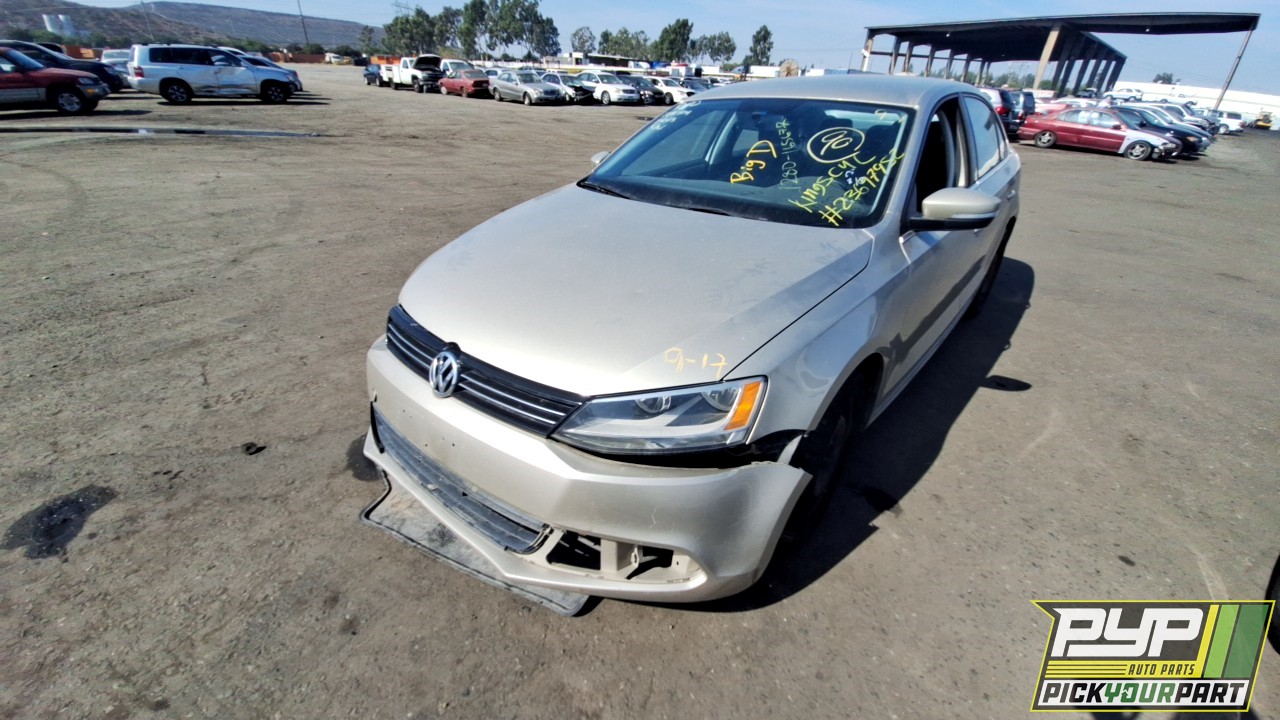 2013 VOLKSWAGEN JETTA partes disponibles