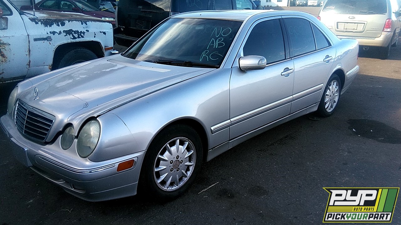 2000 MERCEDES-BENZ E320 partes disponibles