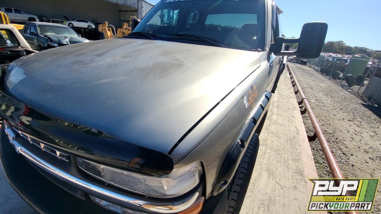 2001 CHEVROLET SILVERADO 1500 available for parts
