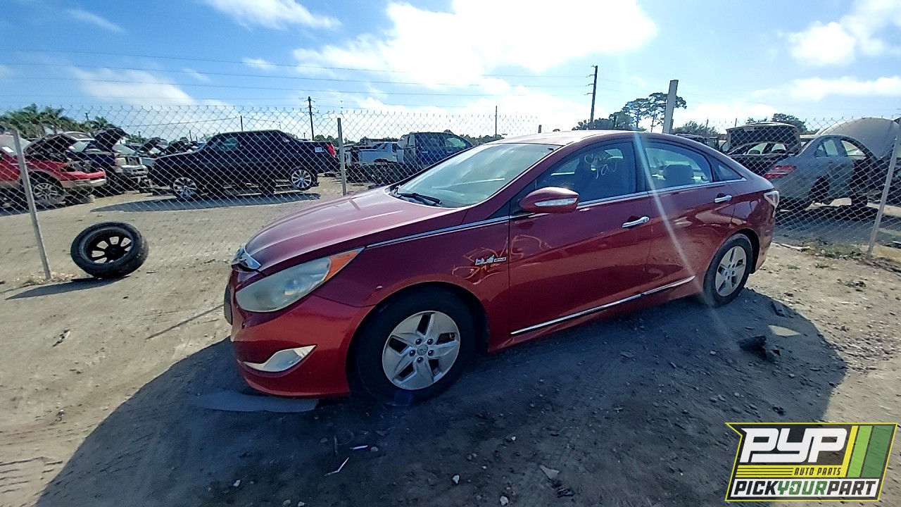 2011 HYUNDAI SONATA available for parts