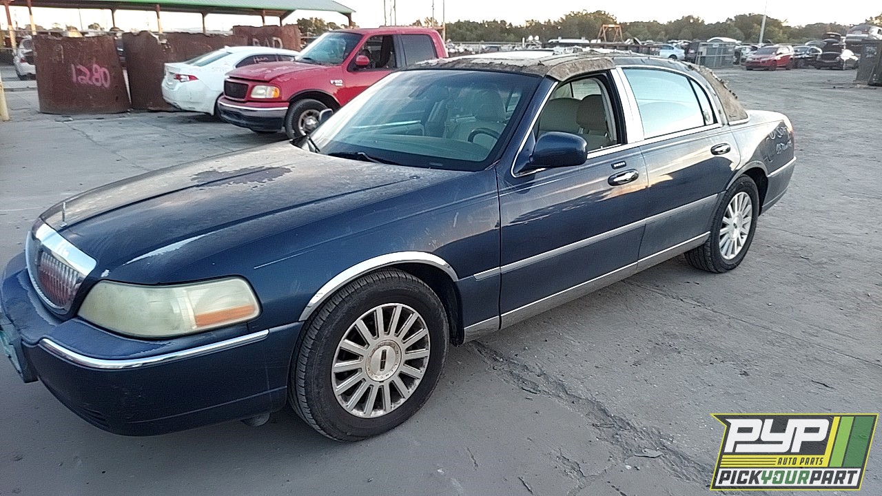 2003 LINCOLN TOWN CAR partes disponibles