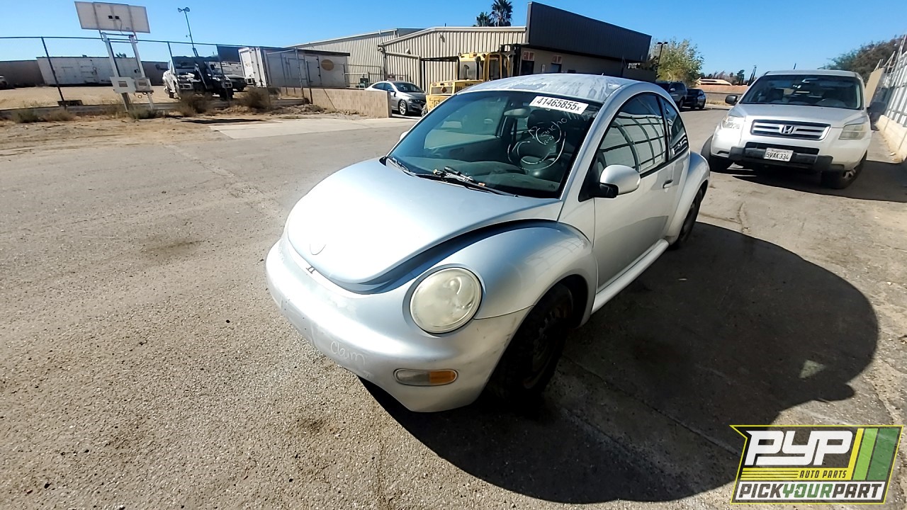 2004 VOLKSWAGEN BEETLE partes disponibles