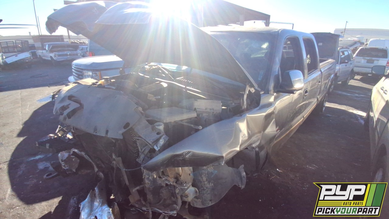 2002 CHEVROLET SILVERADO 2500 HD available for parts
