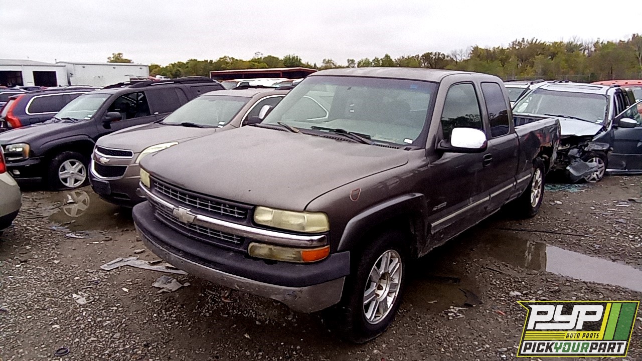 2002 CHEVROLET SILVERADO 1500 available for parts