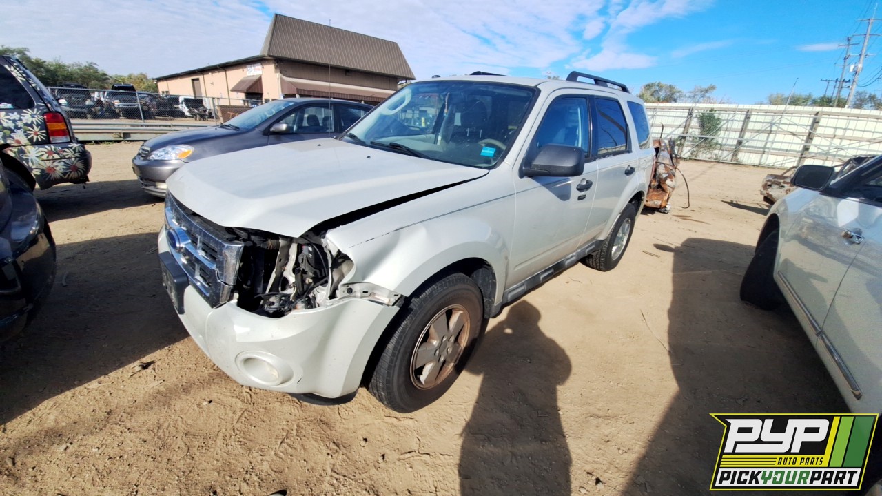 2009 FORD ESCAPE available for parts