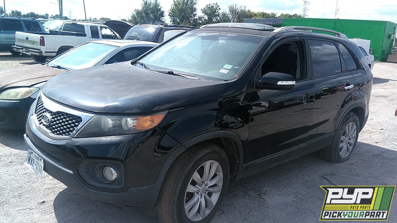 2011 KIA SORENTO available for parts