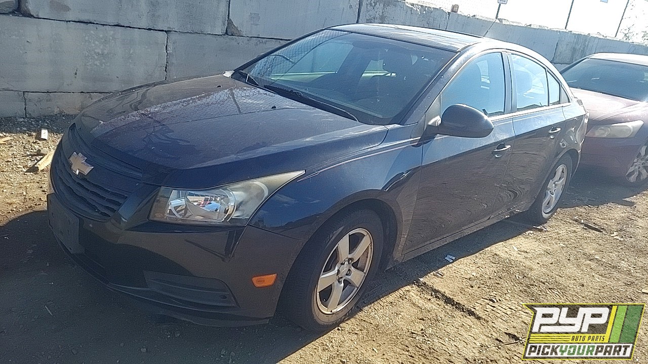2013 CHEVROLET CRUZE partes disponibles