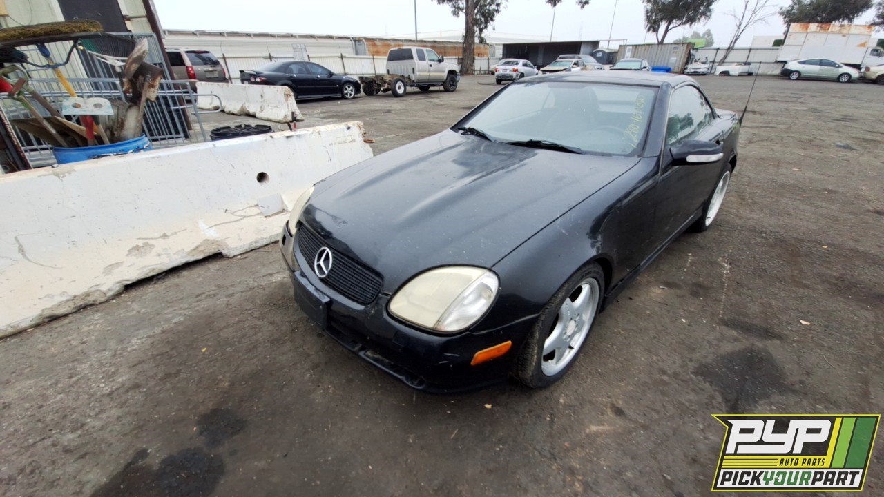 2001 MERCEDES-BENZ SLK320 available for parts