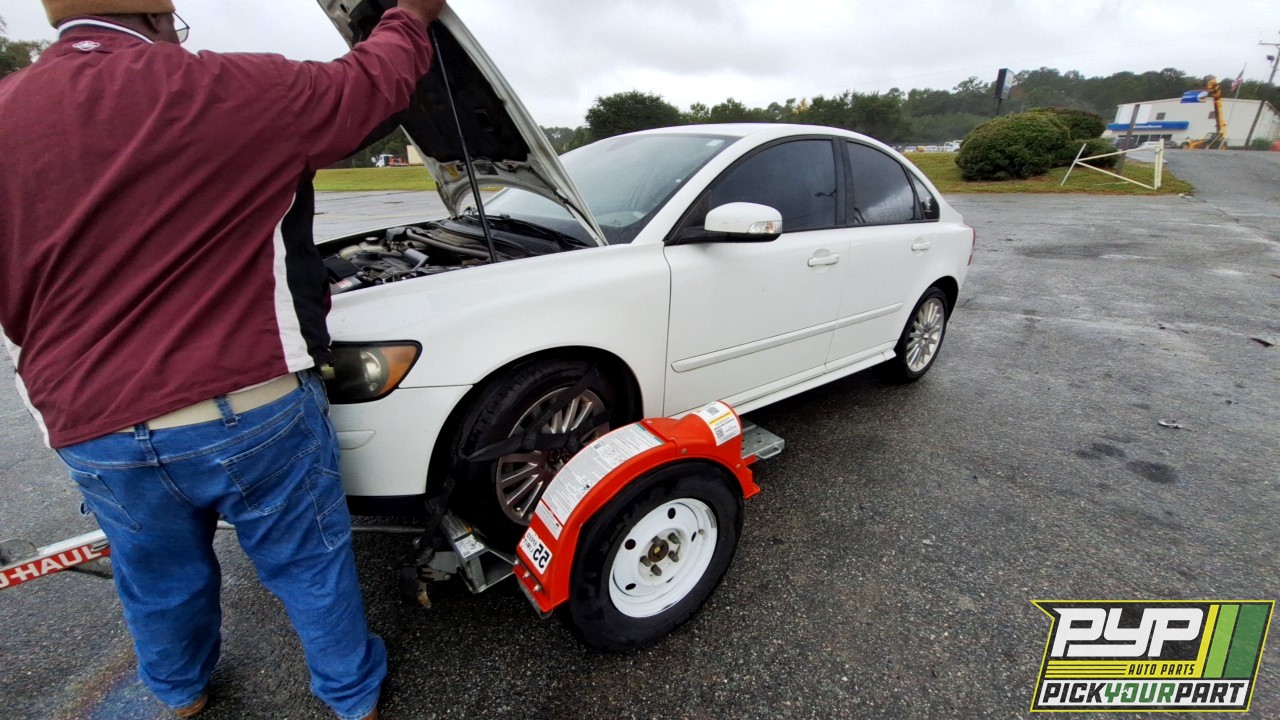 2007 VOLVO S40 available for parts
