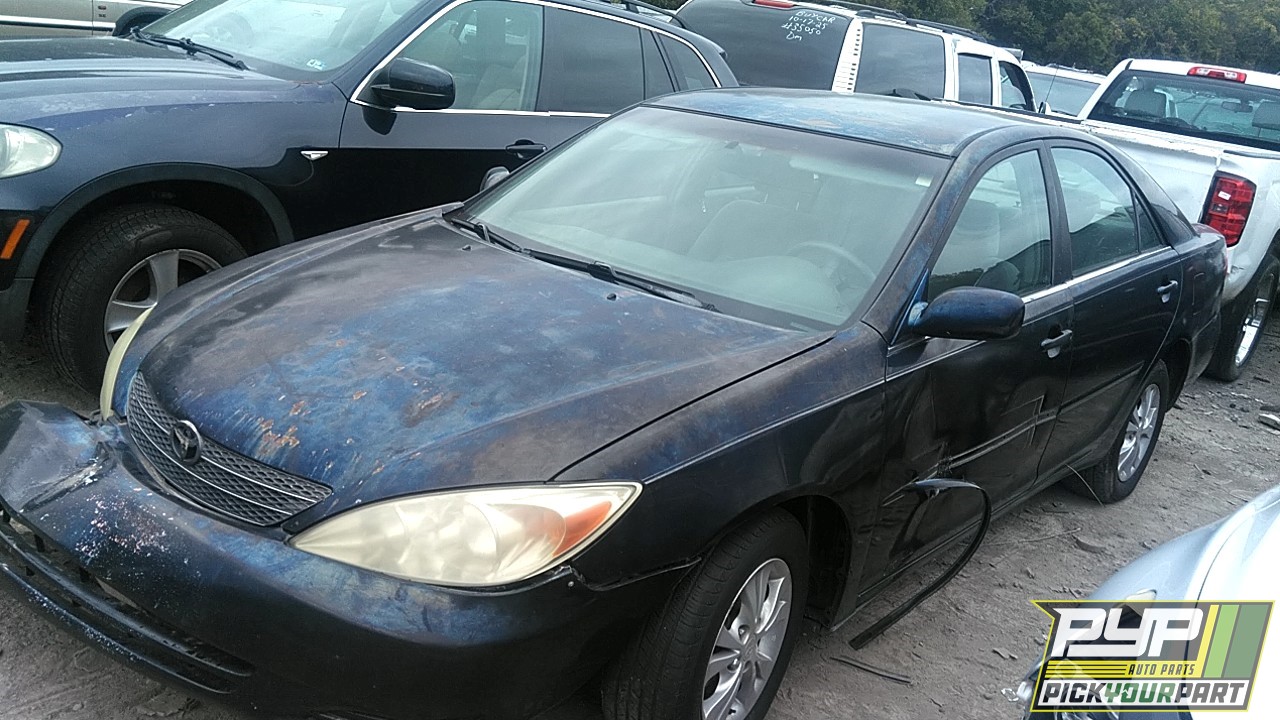 2004 TOYOTA CAMRY partes disponibles