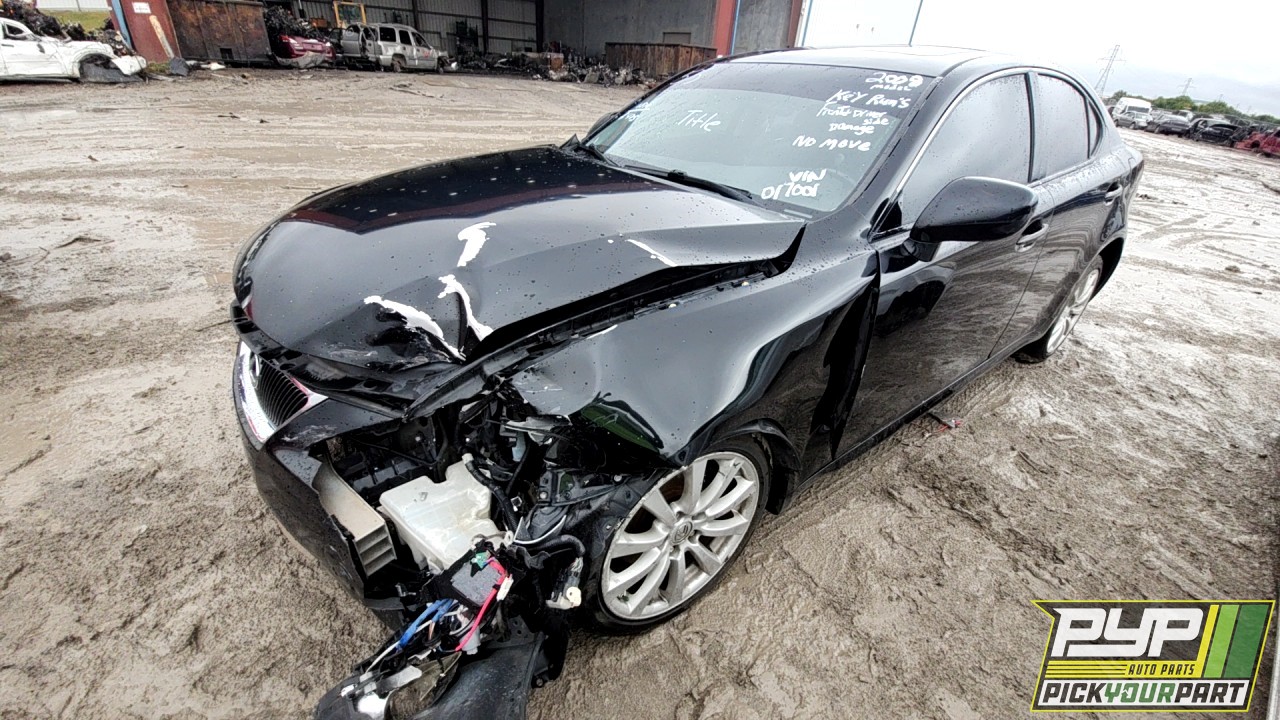 2008 LEXUS IS250 partes disponibles