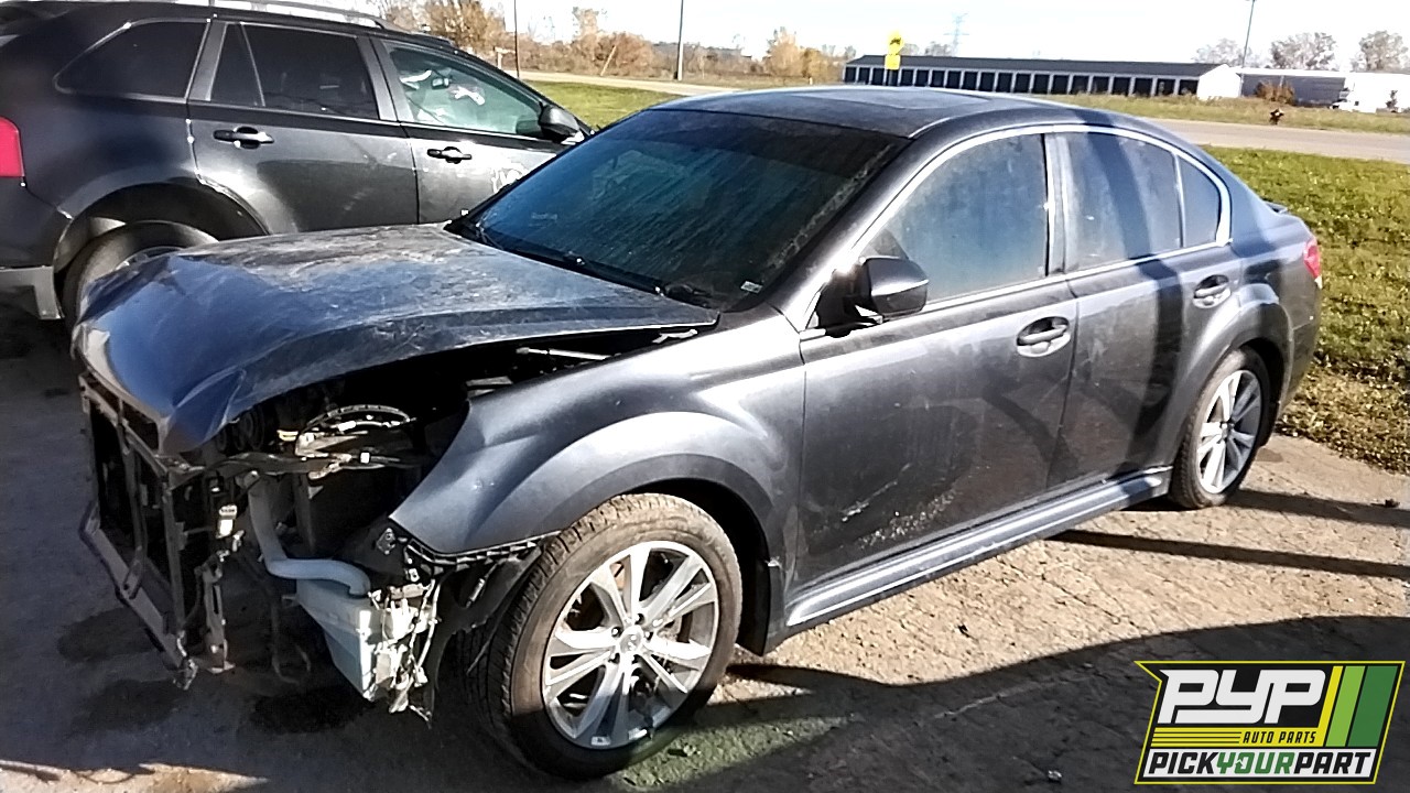 2013 SUBARU LEGACY partes disponibles