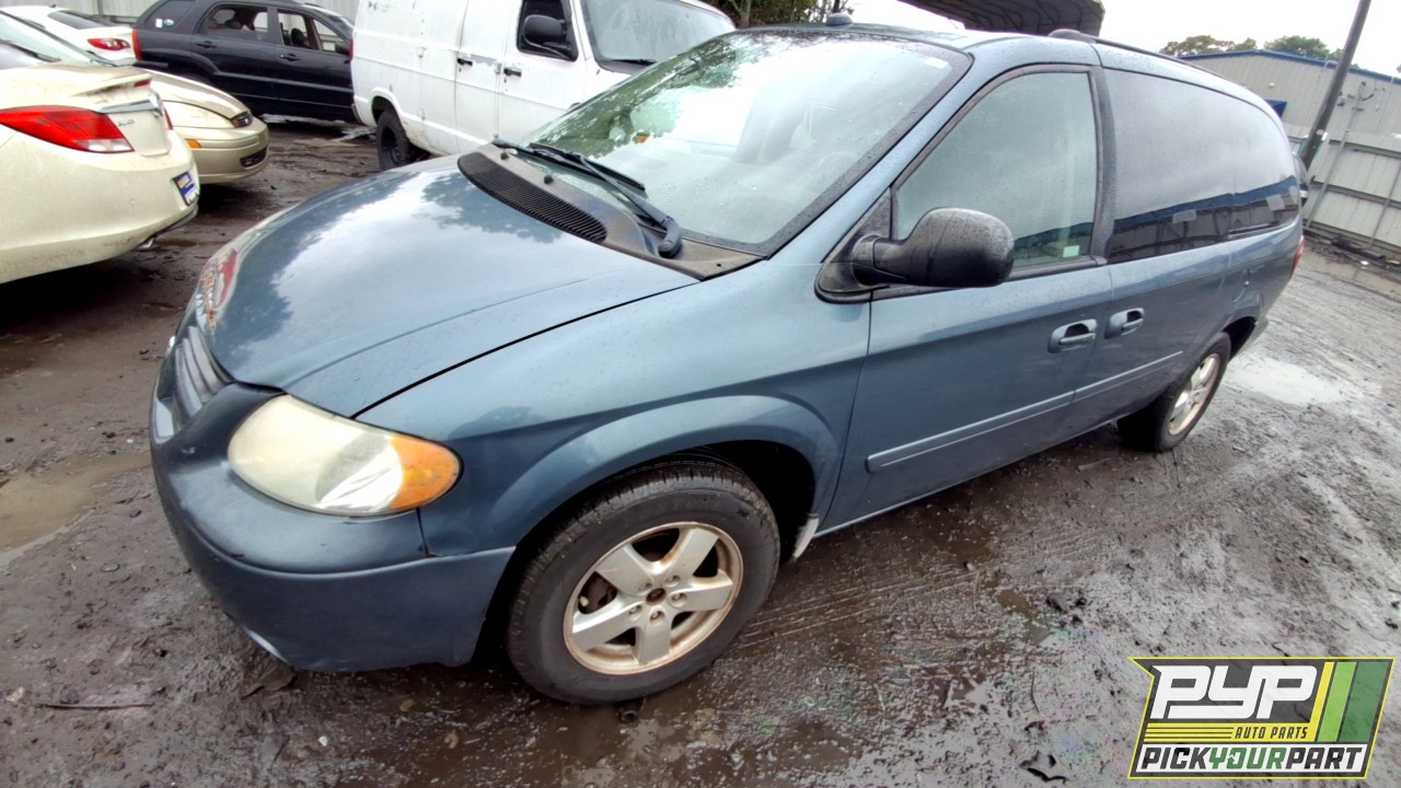 2005 DODGE GRAND CARAVAN available for parts