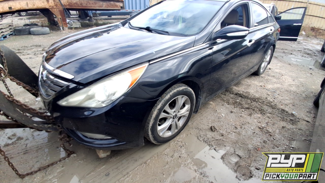 2011 HYUNDAI SONATA available for parts