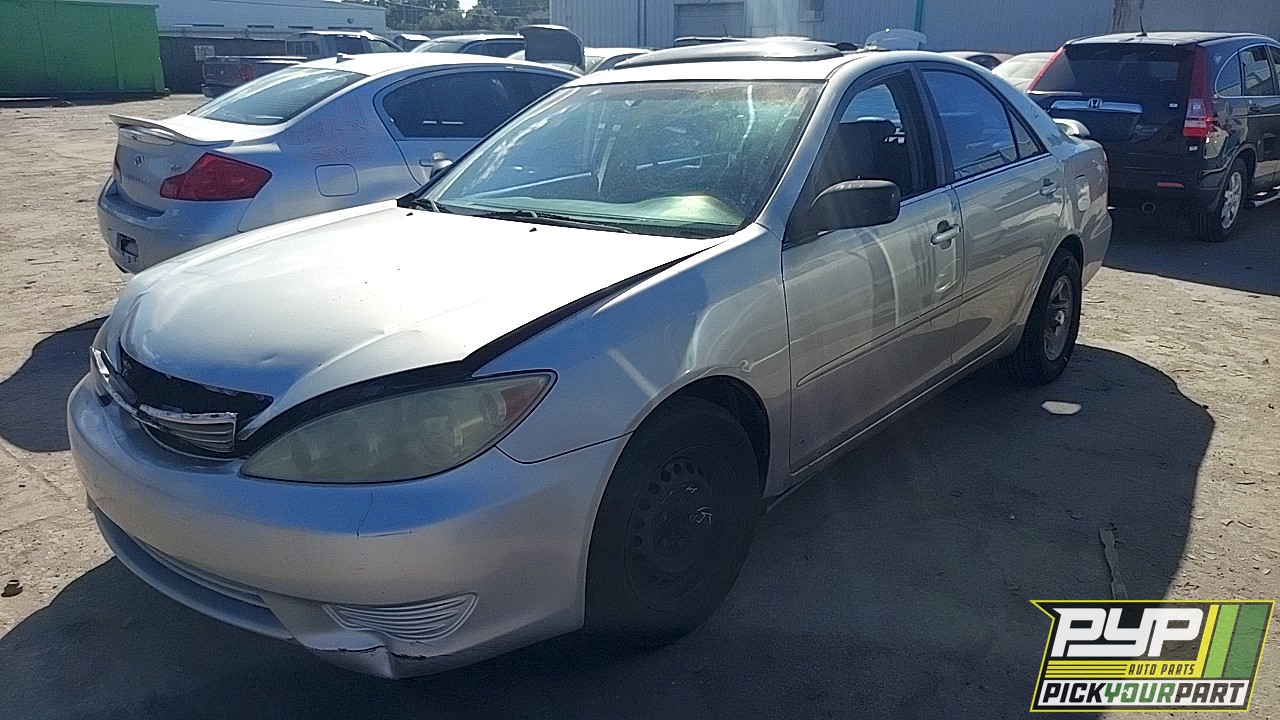 2006 TOYOTA CAMRY partes disponibles