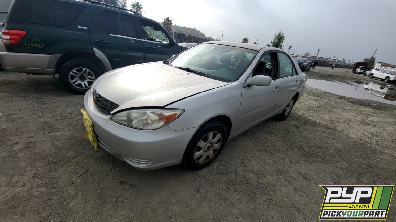 2003 TOYOTA CAMRY partes disponibles