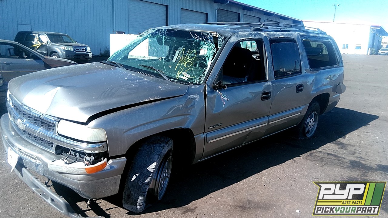 2000 CHEVROLET SUBURBAN 1500 available for parts