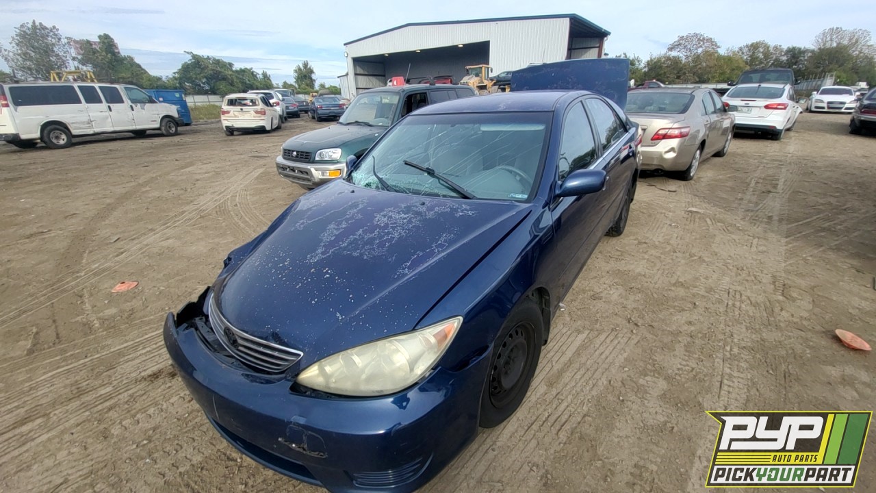 2005 TOYOTA CAMRY partes disponibles
