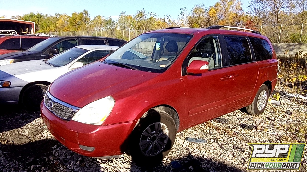2012 KIA SEDONA available for parts