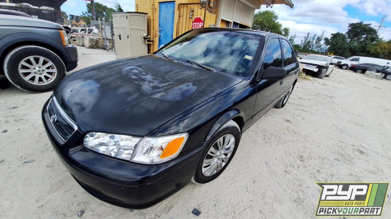 2000 TOYOTA CAMRY partes disponibles