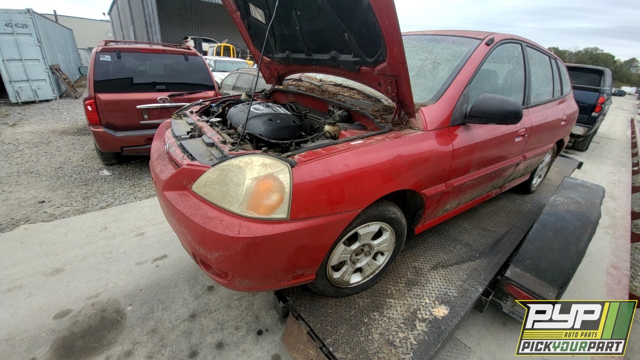 2004 KIA RIO available for parts
