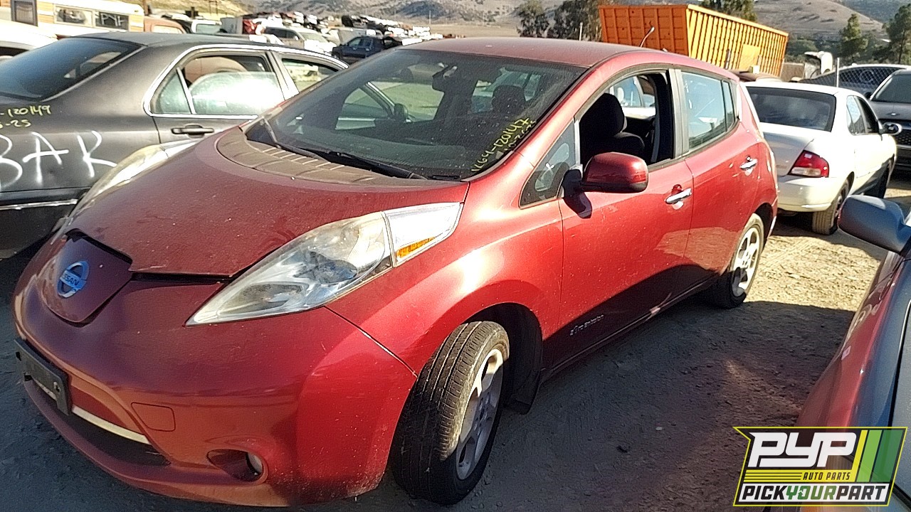 2013 NISSAN LEAF available for parts
