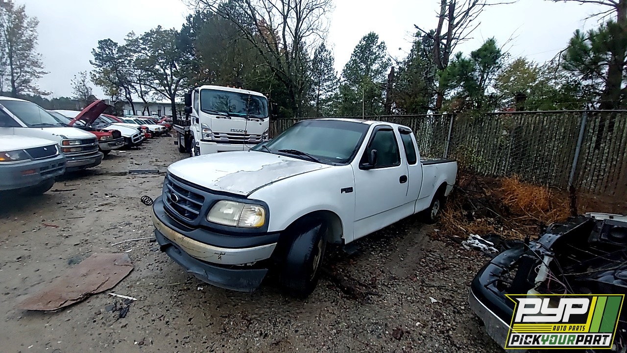 2000 FORD F-150 available for parts