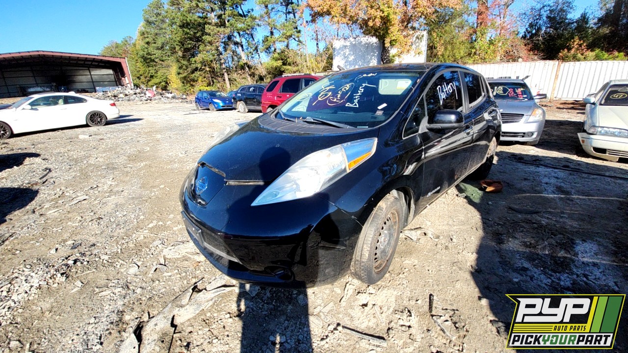2015 NISSAN LEAF partes disponibles