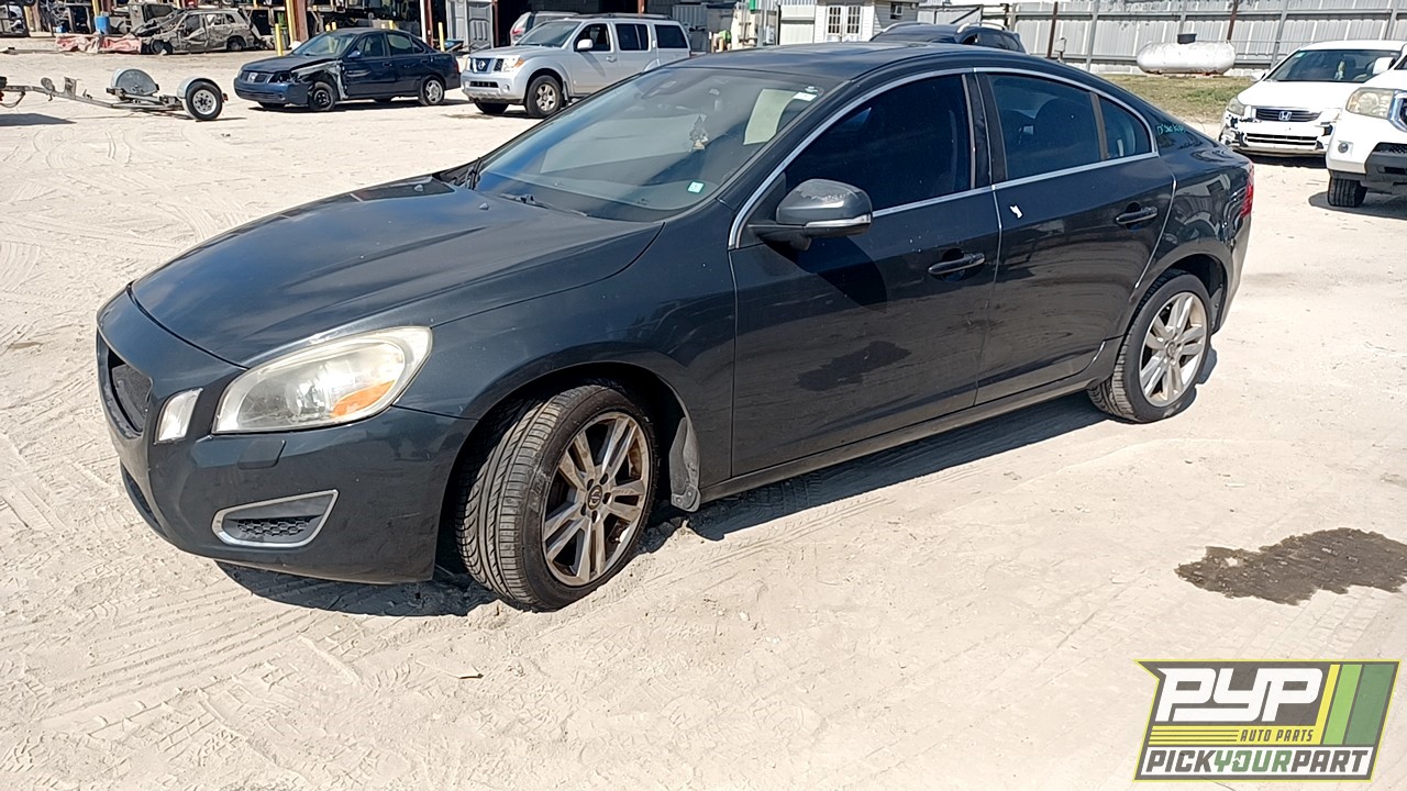 2013 VOLVO S60 partes disponibles