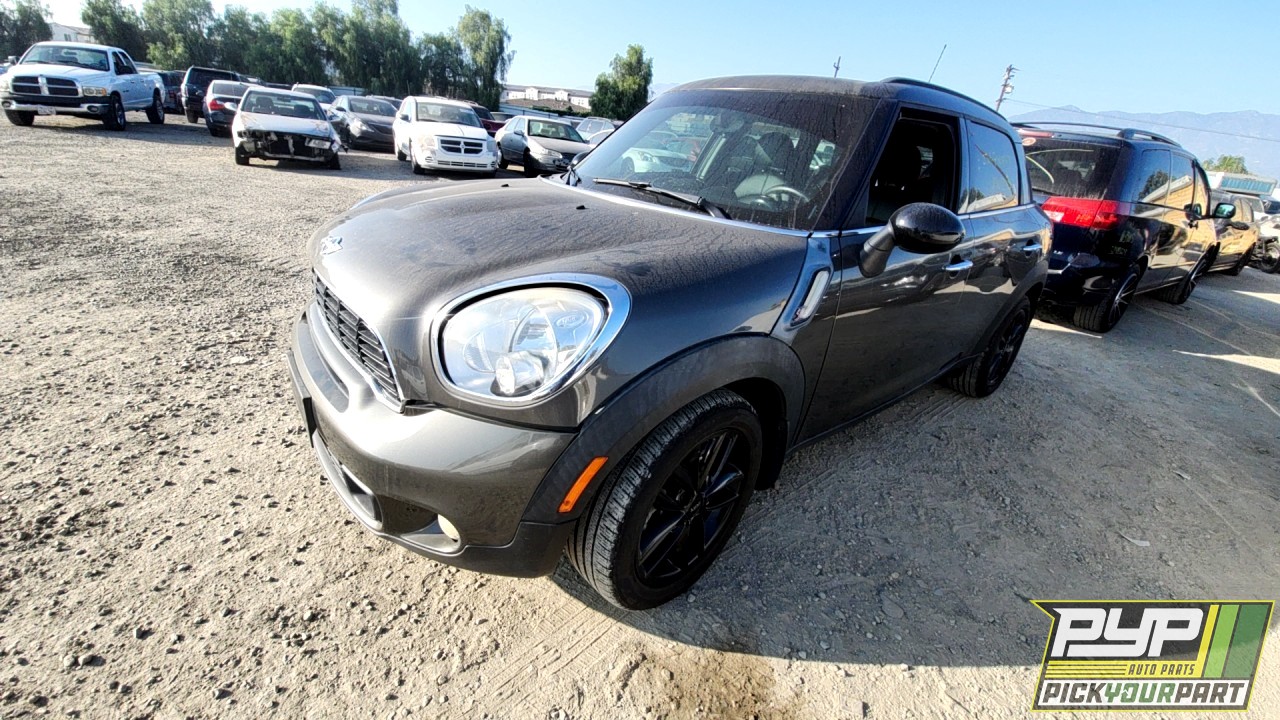 2014 MINI COOPER COUNTRYMAN partes disponibles