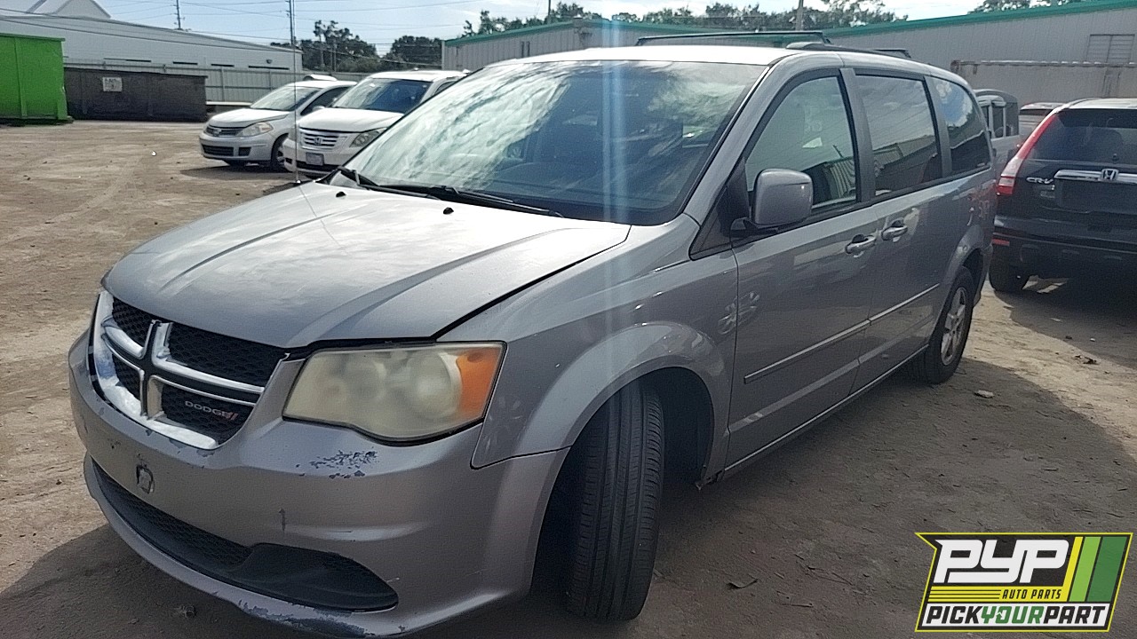 2013 DODGE GRAND CARAVAN partes disponibles