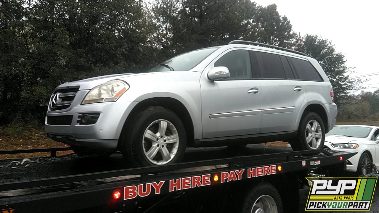 2008 MERCEDES-BENZ GL320 partes disponibles