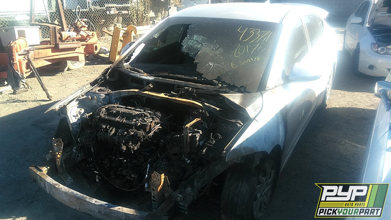 2017 HYUNDAI ELANTRA partes disponibles