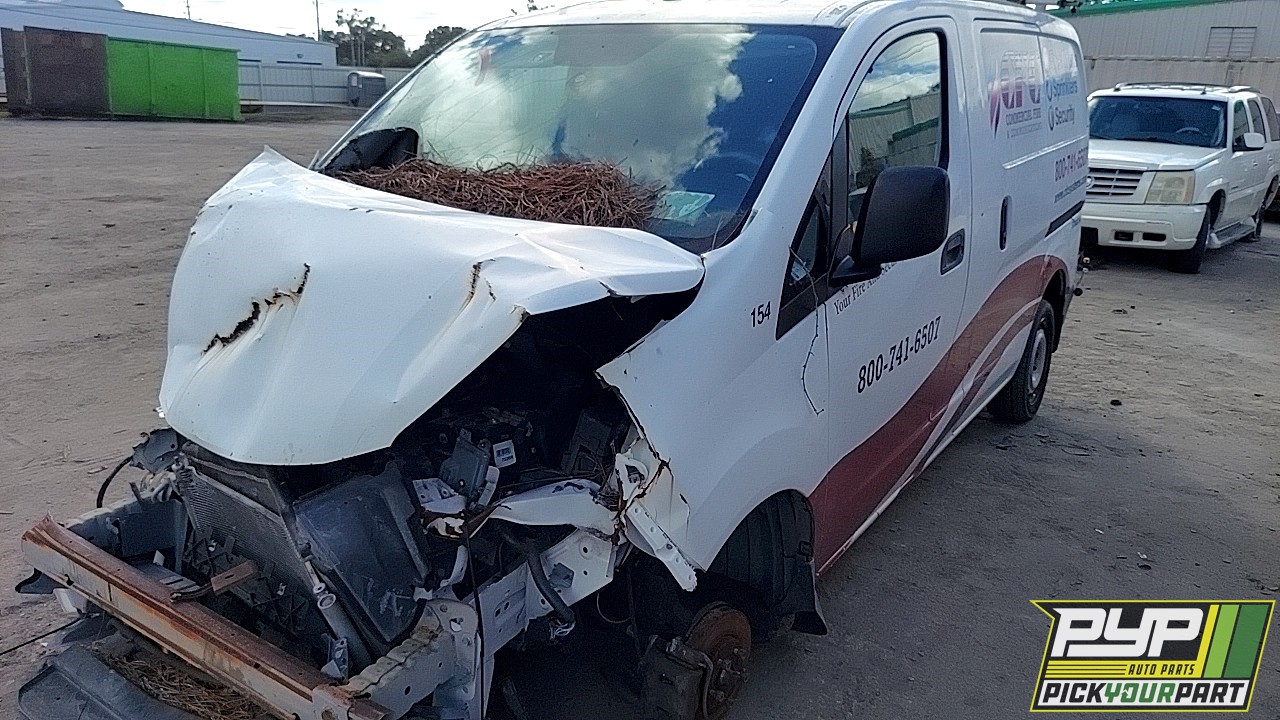 2016 NISSAN NV200 partes disponibles